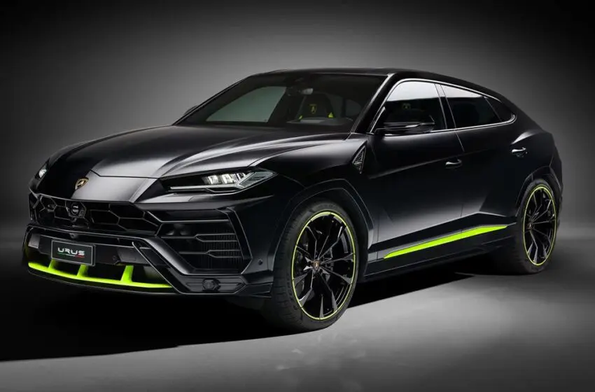  Lamborghini’s new super sports SUV Urus Graphite Capsule just launched in India