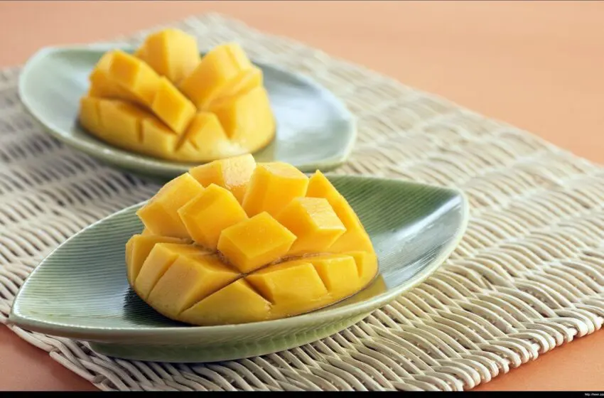  The most expensive mangoes in the world, which cost as much as ₹15 lakh for 16 pieces