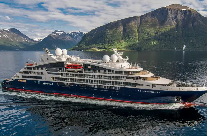  A total solar eclipse aboard Le Lapérouse cruise, from Bali to Kimberley