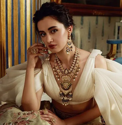  The winning business strategies of heritage luxury brands