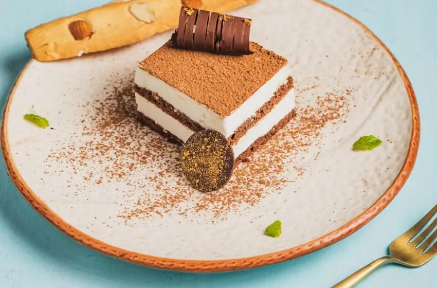  DIY cocktail and dessert recipes to try at home this Coffee Day
