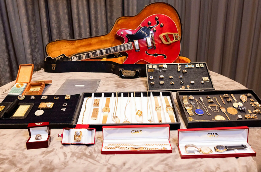  Elvis Presley’s private collection to be auctioned at GWS Auctions
