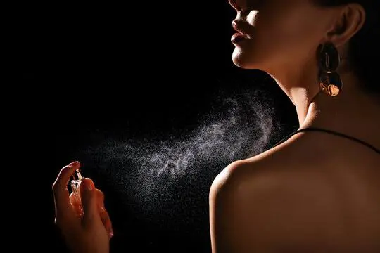  Expert perfumers on the Indian perfume story