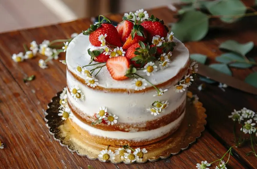  Celebrate National Cake Day with a delicious customised cake