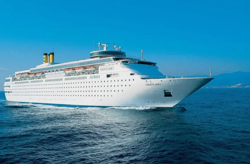  Luxury cruise ships for a summer voyage