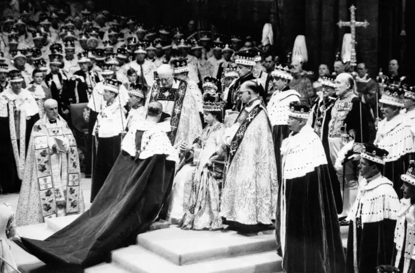  The St Edward’s Crown is being modified ahead of coronation