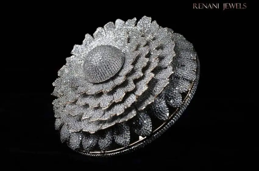  Indian jeweller breaks the Guinness World Record for a ring studded with 12,638 diamonds