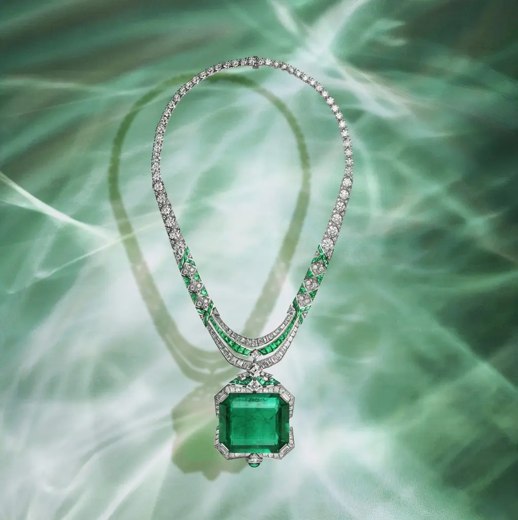 Polychroma High jewelery