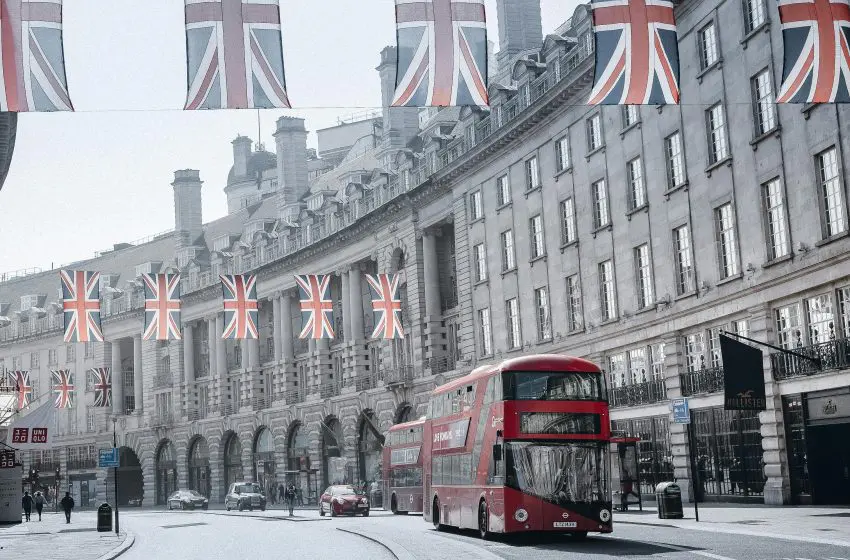  The 2026 London Shopping Guide: Corsets, Curios and More