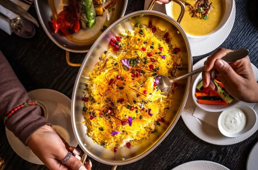  Navroz in Mumbai: Grand Parsi Feasts to Welcome the New Year