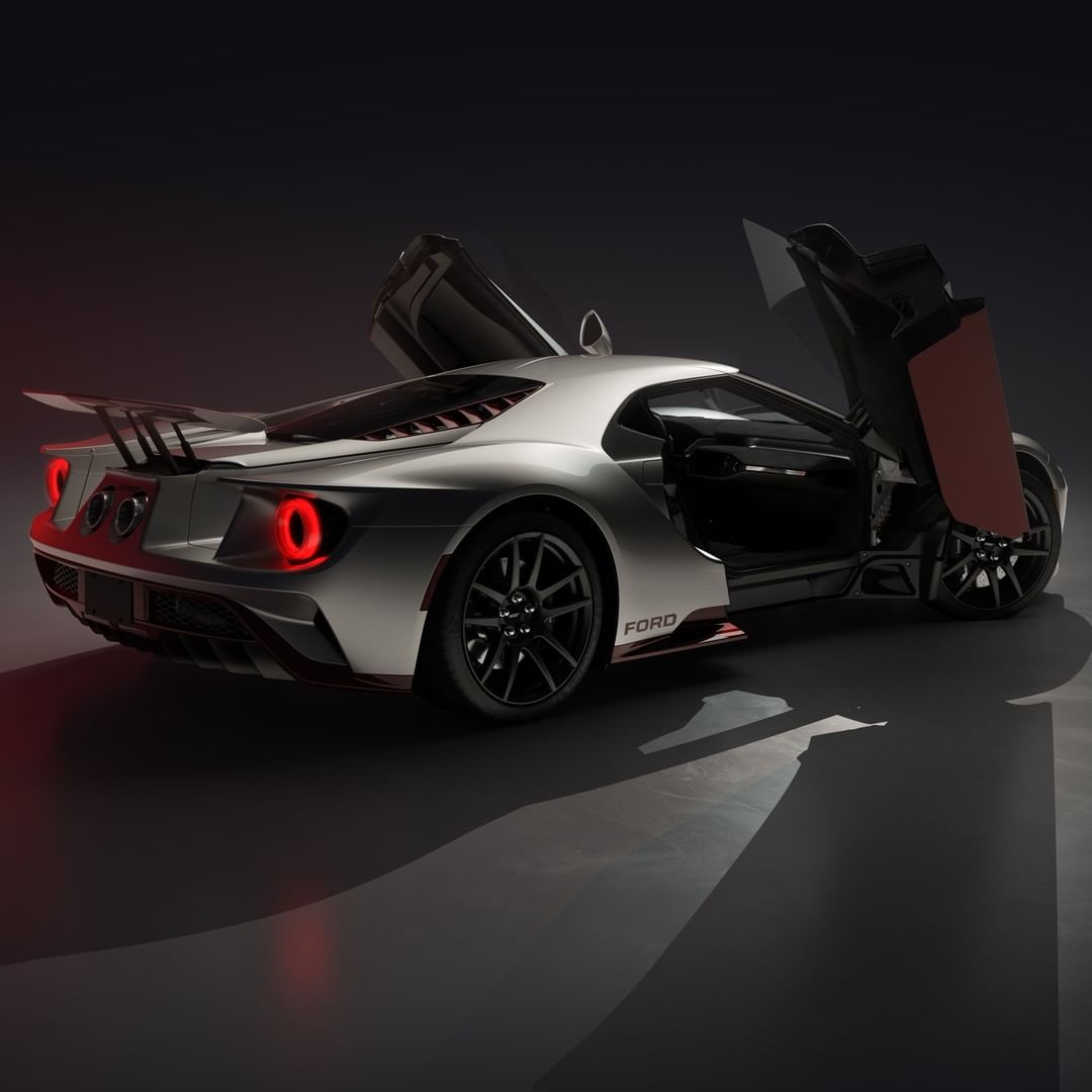 luxury news updates