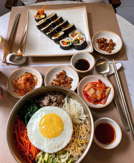Korean restaurants in Delhi