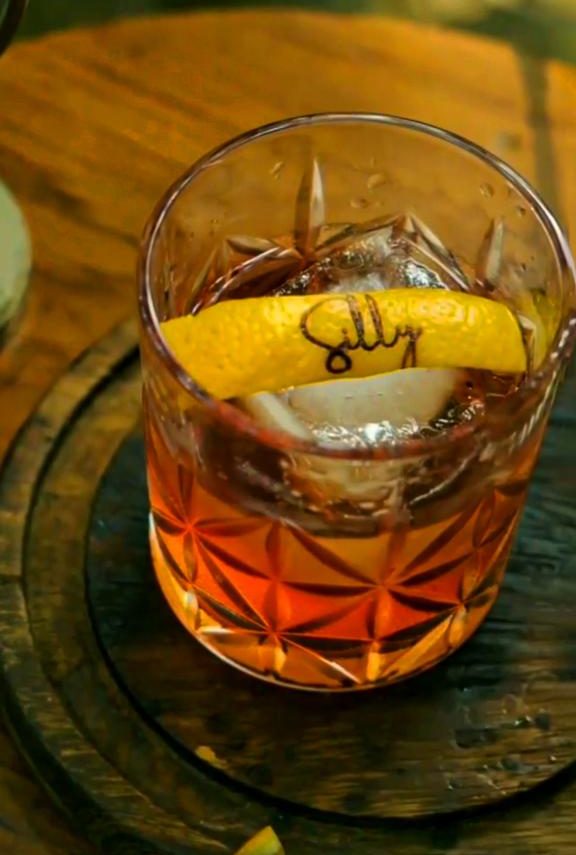 Walter White, Silly Mumbai