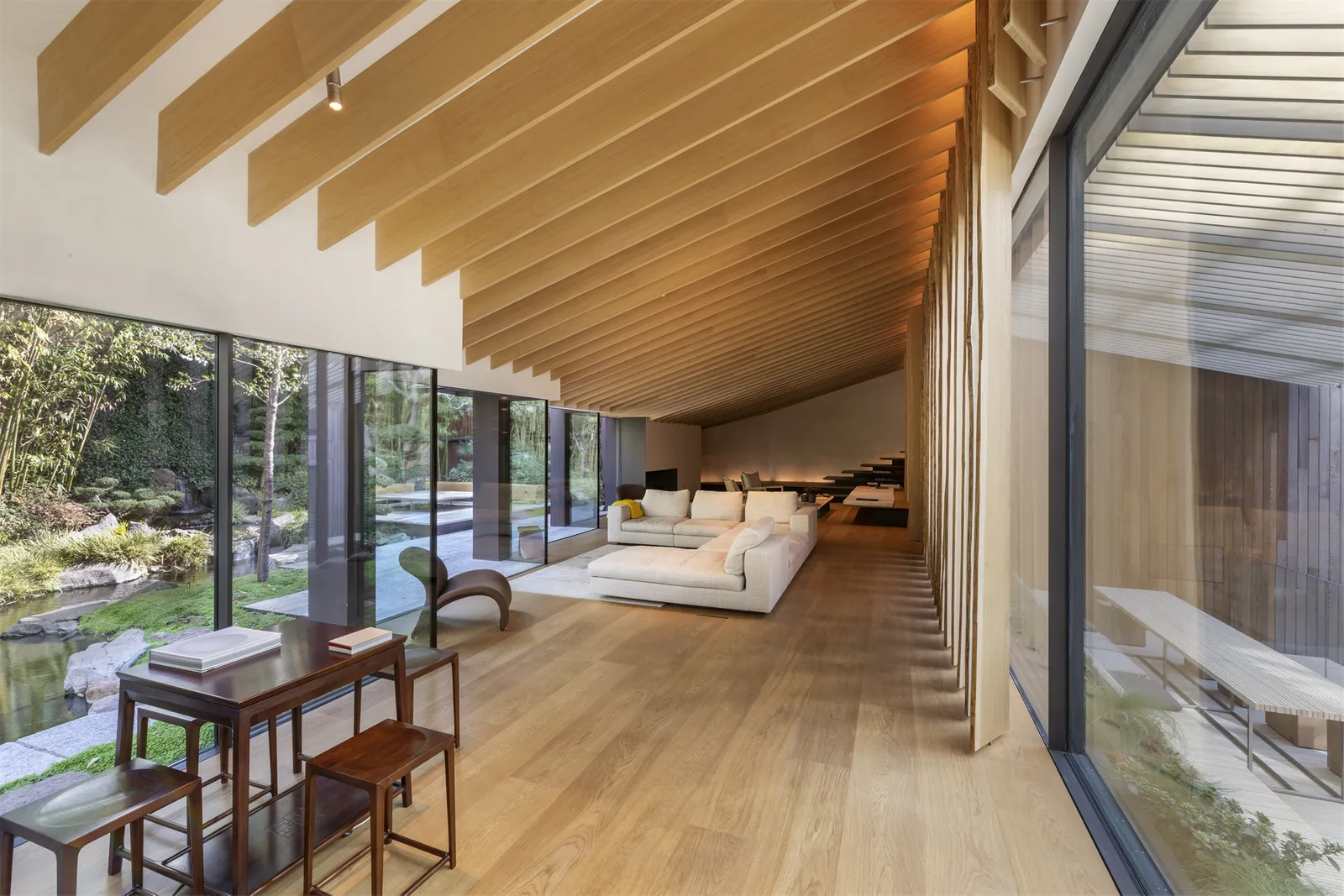 Kenzo's luxurious Parisian home