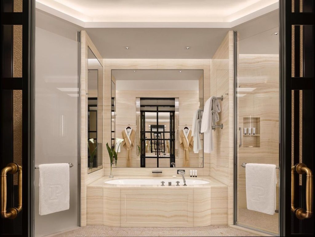 Crafted-from-rare-honey-onyx-our-bathrooms-are-the-perfect-sanctuary-to-relax-and-unwind-in