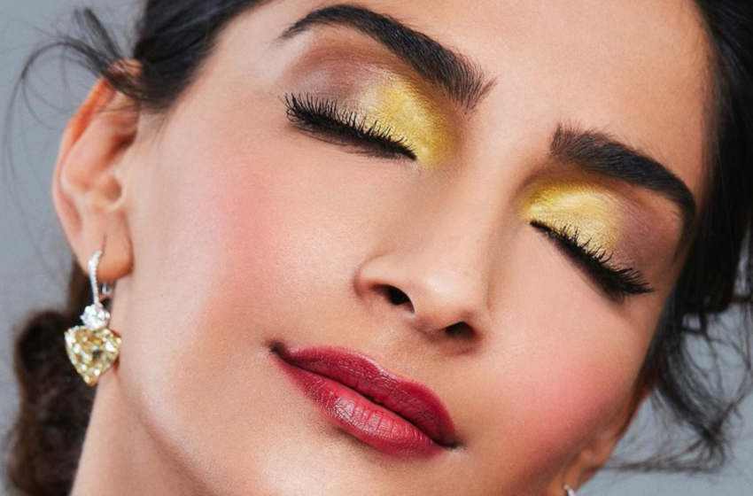  From glitter to matte, the most stunning celeb-inspired eye makeup to try this Diwali