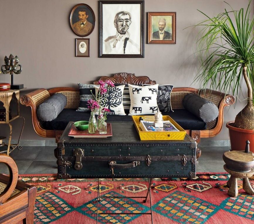 Vintage furniture finds its way back into modern day homes Vintage furniture finds its way back into modern day homes