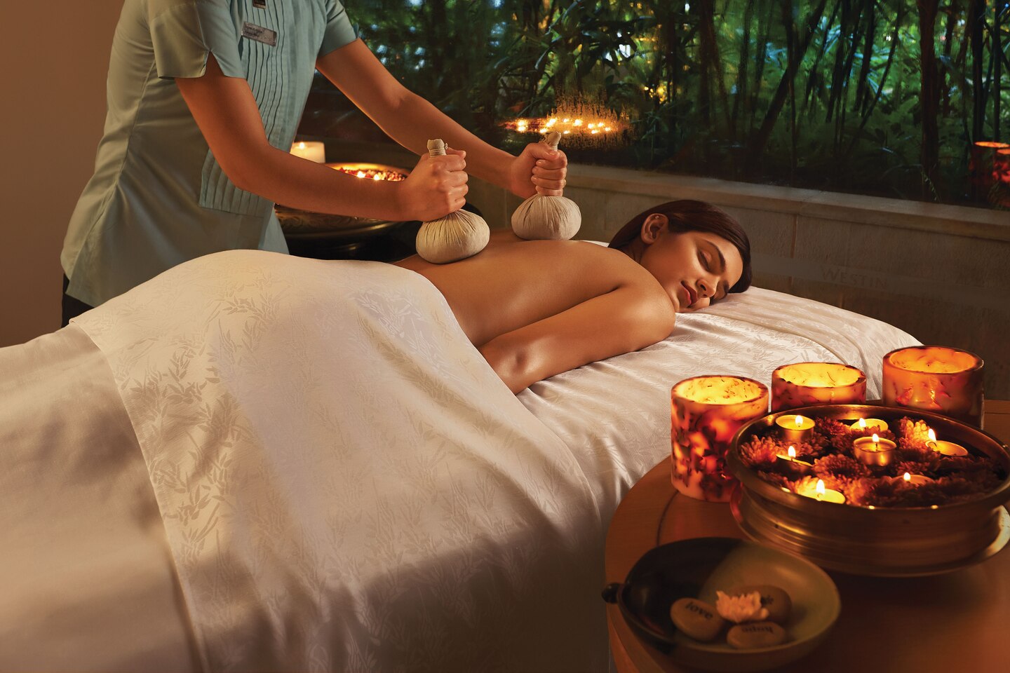Treat yourself at these luxurious spas with the most extravagant spa packages - Luxebook India