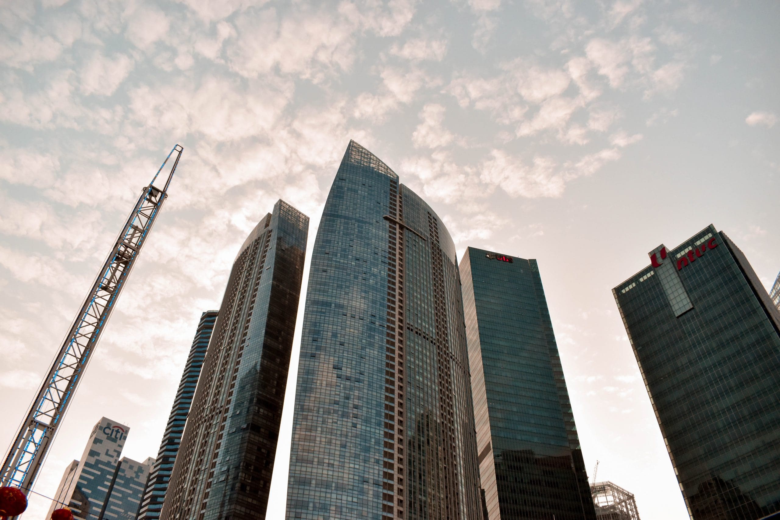 The best countries to invest in real estate right now - Luxebook India