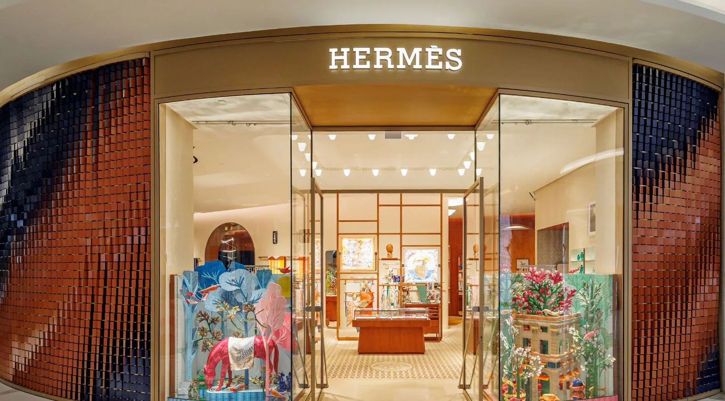 Luxury news updates: