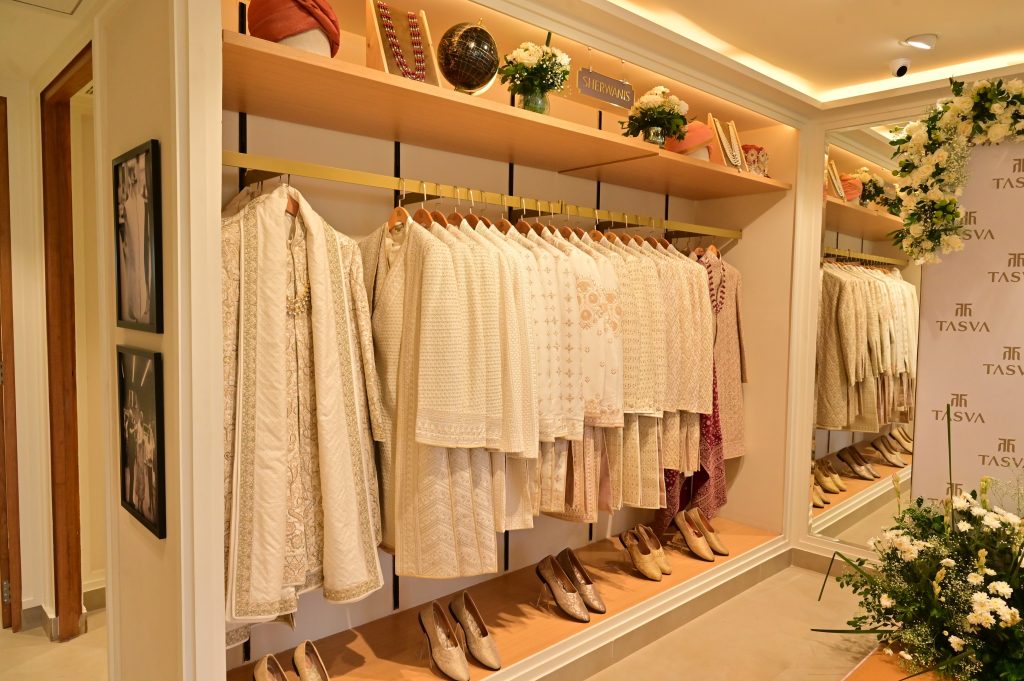 Tasva - Himayat Nagar Hyderabad store launch with Naga Chaitanya (8)