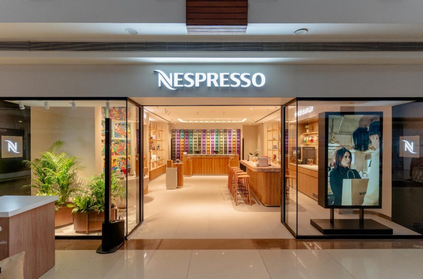  Luxury News Wrap: Vivienne Westwood showcase in India