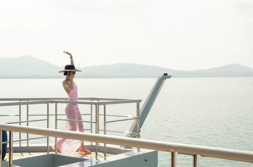  What The White Lotus Season 3 Characters are Wearing to the Poolside