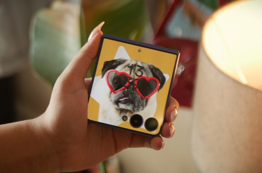  Samsung Flips the Script with the Galaxy Z Flip 7